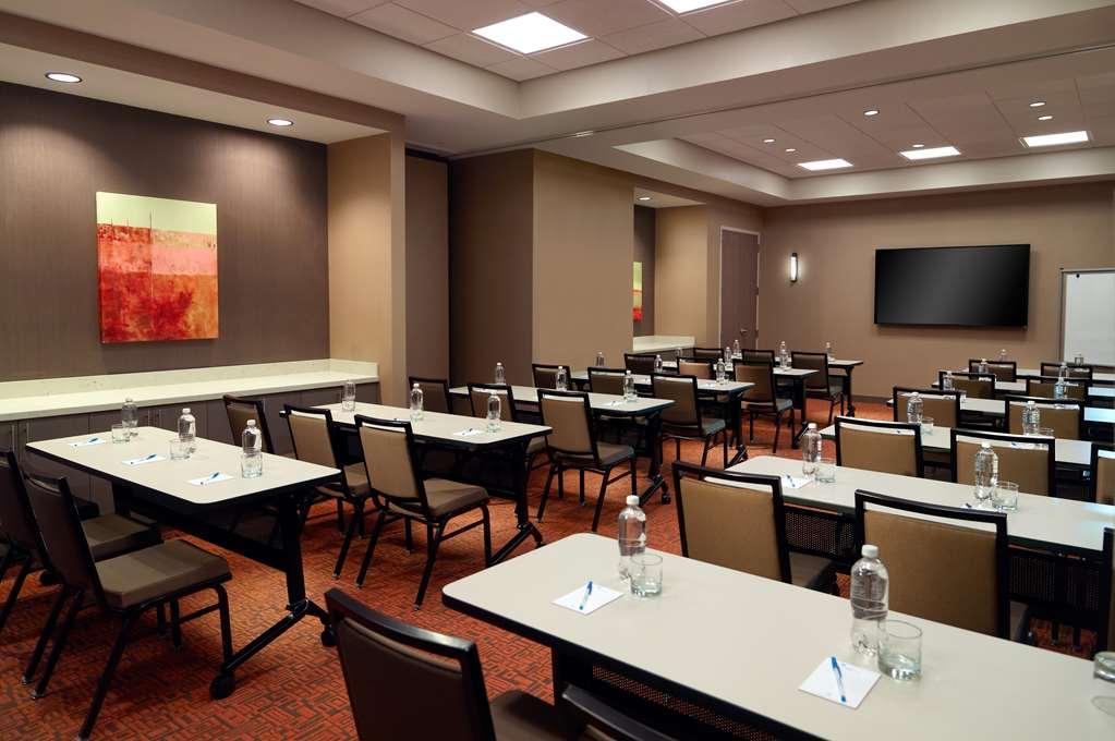 Hyatt House Atlanta Downtown Hotel Facilities photo